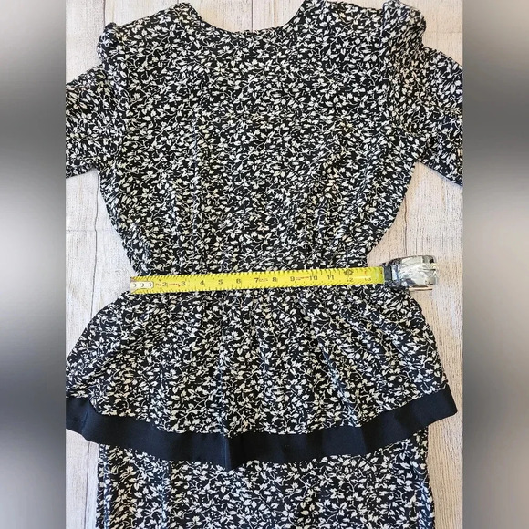 Vintage 80's In Cinq Women's Dress •Size 12• Made In USA Black Floral Ruffle - Picture 6 of 12